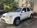 Sell Pearl White 2012 Ford Escape in Muntinlupa-5