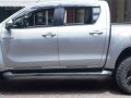 Selling Silver Toyota Hilux 2018 in Pasig-8