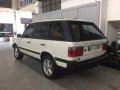 White Land Rover Range Rover 2002 for sale in Automatic-4