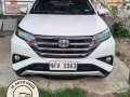 Selling White Toyota Rush 2020 in Las Piñas-9