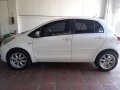White Toyota Yaris 2010 for sale in Automatic-5
