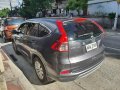 Selling Grey Honda Cr-V 2016 in Quezon City-1