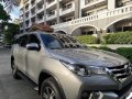 Selling Silver Toyota Fortuner 2018 in Las Piñas-9