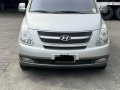 Selling White Hyundai Starex 2008 in Quezon City-8