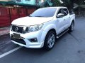 Pearl White Nissan Navara 2017 for sale in Manual-2