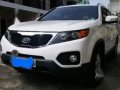 White Kia Sorento 2011 for sale in Parañaque-7