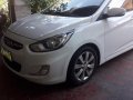 White Hyundai Accent 2014 for sale in Las Piñas-1