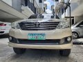 White Toyota Fortuner 2013 for sale in Quezon City-2