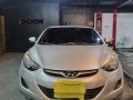 Selling Pearl White Hyundai Elantra 2012 in Valenzuela-5
