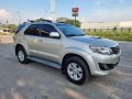 Selling Silver Toyota Fortuner 2013 in Manila-6