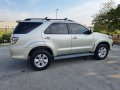 Selling Silver Toyota Fortuner 2013 in Manila-5