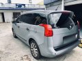 Silver Peugeot 5008 2017 for sale in Balete-1