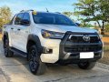 Selling White Toyota Hilux 2022 in Pasay-6