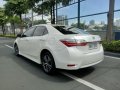 Selling Pearl White Toyota Altis 2017 in Pasig-7