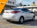 Selling Pearl White Hyundai Elantra 2011 in Manila-5