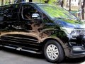 Selling Black Hyundai Starex 2019 in Manila-6