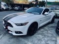 Selling White Ford Mustang 2017 in Manila-6