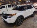 Selling Pearl White Ford Explorer 2015 in Pasig-5