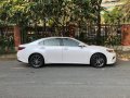 Selling White Lexus ES 350 2017 in Cebu -1