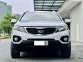 Selling Pearl White Kia Sorento 2010 in Makati-0