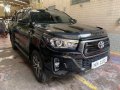 Selling Black Toyota Hilux 2019 in San Juan-4