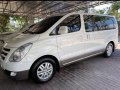 Selling Pearl White Hyundai Starex 2018 in Rosario-4