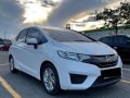 Selling White Honda Jazz 2015 in Manila-8