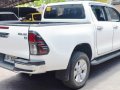 Selling Pearl White Toyota Hilux 2019 in Pasig-6