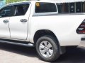 Selling Pearl White Toyota Hilux 2019 in Pasig-7