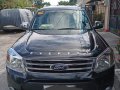 Selling Black Ford Everest 2014 in Quezon -8