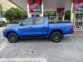 Selling Blue Toyota Hilux 2021 in Manila-9