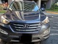 Selling Silver Hyundai Santa Fe 2018 in Manila-1