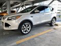 Selling White Ford Escape 2016 in Makati-7