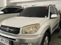 Pearl White Toyota RAV4 2004 for sale in Paranaque -0