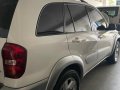 Pearl White Toyota RAV4 2004 for sale in Paranaque -1