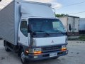 Selling White Mitsubishi Fuso 2006 in Pasig-2