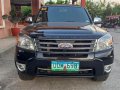 Black Ford Everest 2012 for sale in Manual-9