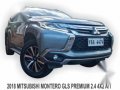 Silver Mitsubishi Montero Sport 2018 for sale in Cainta-7