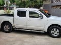 Selling White Nissan Navara 2008 in Quezon -8