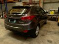 Selling Silver Hyundai Tucson 2011 in Parañaque-3