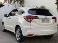 Pearl White Honda HR-V 2016 for sale in Pasig -6