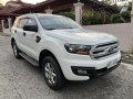 Selling White Ford Everest 2016 in Cebu -7
