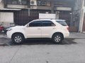 White Toyota Fortuner 2007 for sale in Caloocan -6