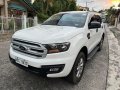 Selling White Ford Everest 2016 in Cebu -8