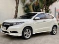 Pearl White Honda HR-V 2016 for sale in Pasig -7