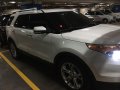 Selling White Ford Explorer 2015 in Quezon -7