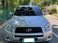 Selling White Toyota RAV4 2012 in Las Piñas-0
