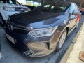 Selling Silver Toyota Camry 2016 in Manila-5