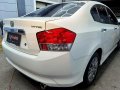 Selling White Honda City 2011 in Manila-3