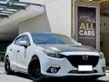 Selling White Mazda 3 2016 in Makati-9